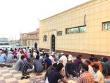 موائد الإفطار في الأفلاج