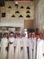 طلاب مدرسة النايفية في زيارة للأماكن الأثرية بالمحافظة