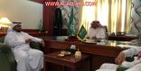 محافظ الأفلاج يستقبل مدير المستشفى