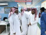 شاهد : محافظ الأفلاج يقوم بزيارة مفاجئة للمستشفى العام ليلاً