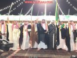 بالصور .. “الهزاني” يشارك أهالي الأفلاج احتفال العيد بمنتزه سحاب