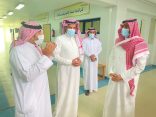 مدير تعليم الأفلاج يواصل جولاته الميدانية على مدارس المحافظة