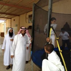 مدرسة الأحمر