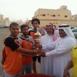 ملعب أبن وحيد الرياضي