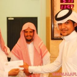 ا لدورة المكثفة لتحفيظ القرآن الكريم بجامع خادم الحرمين الشريفين