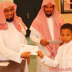 الدورة المكثفة لتحفيظ القرآن الكريم بجامع خادم الحرمين الشريفين