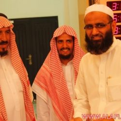 ا لدورة المكثفة لتحفيظ القرآن الكريم بجامع خادم الحرمين الشريفين