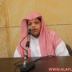 ا لدورة المكثفة لتحفيظ القرآن الكريم بجامع خادم الحرمين الشريفين