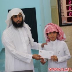 الدورة المكثفة لتحفيظ القرآن الكريم بجامع خادم الحرمين الشريفين