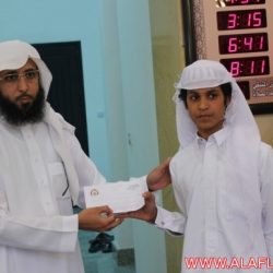 الدورة المكثفة لتحفيظ القرآن الكريم بجامع خادم الحرمين الشريفين