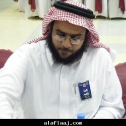 الأستاذ عبدالرحمن أبو دجين الشاعر المعروف وبجانبة الشعراء بدر الظاهري وخالد العتيبي