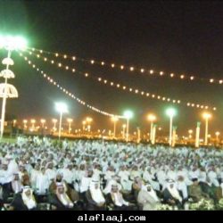 أحد كبار السن حاضر في إحتفالات الافلاج لعام1429هـ