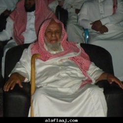 أحد كبار السن حاضر في إحتفالات الافلاج لعام1429هـ