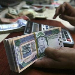 بالصور.. محافظ الأفلاج يفتتح مركز الدفاع المدني بالأحمر ويتفقد المراكز الصحية والأمنية والتنموية